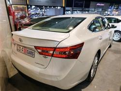 تويوتا أفالون